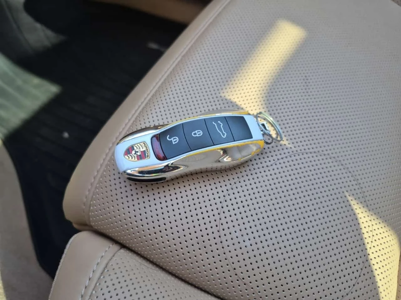 Porsche Macan  S * CARFAX * , снимка 8 - Автомобили и джипове - 56169283