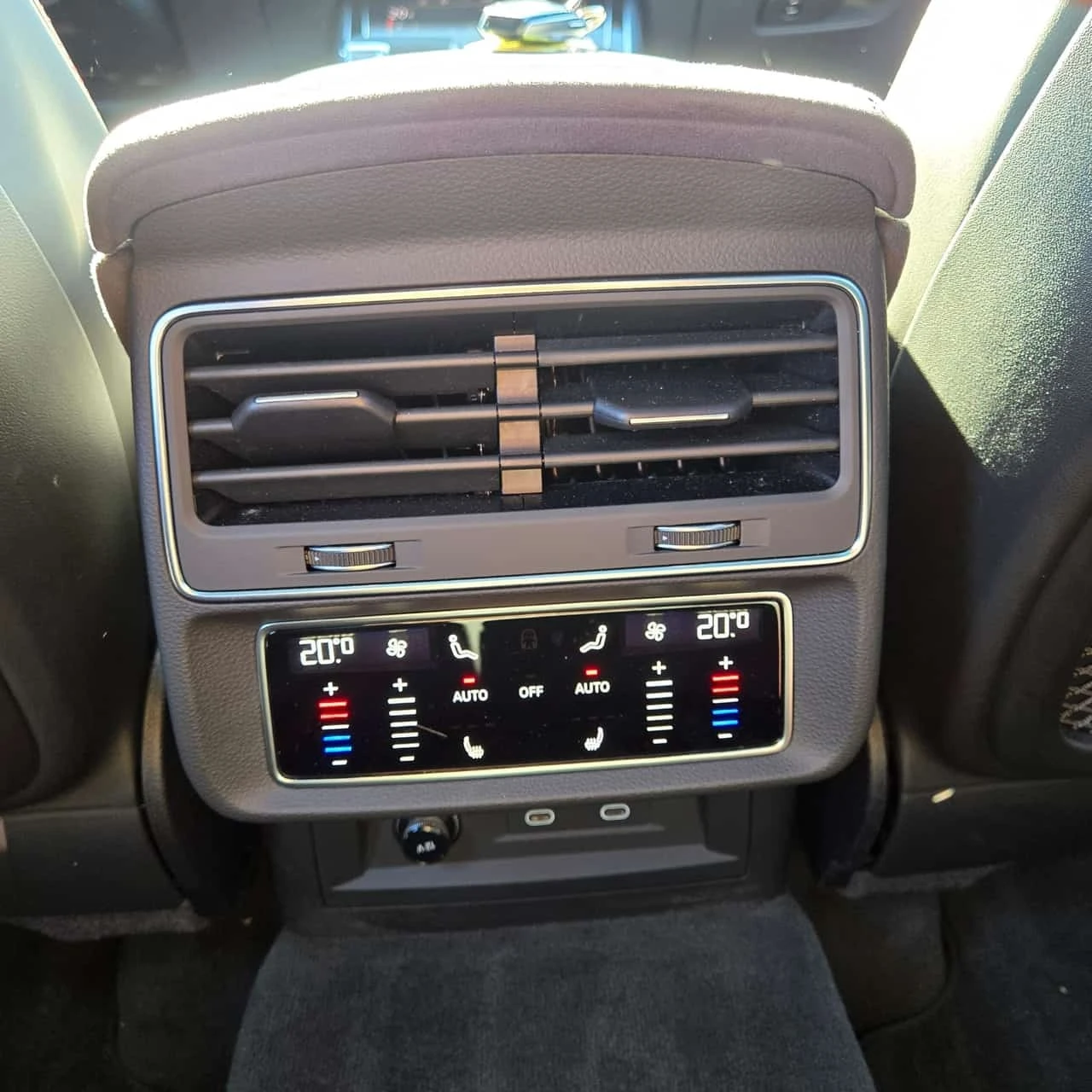 Audi RSQ8 * performance * ��������� ��� ������������ ������* | Mobile.bg � ����������� 11