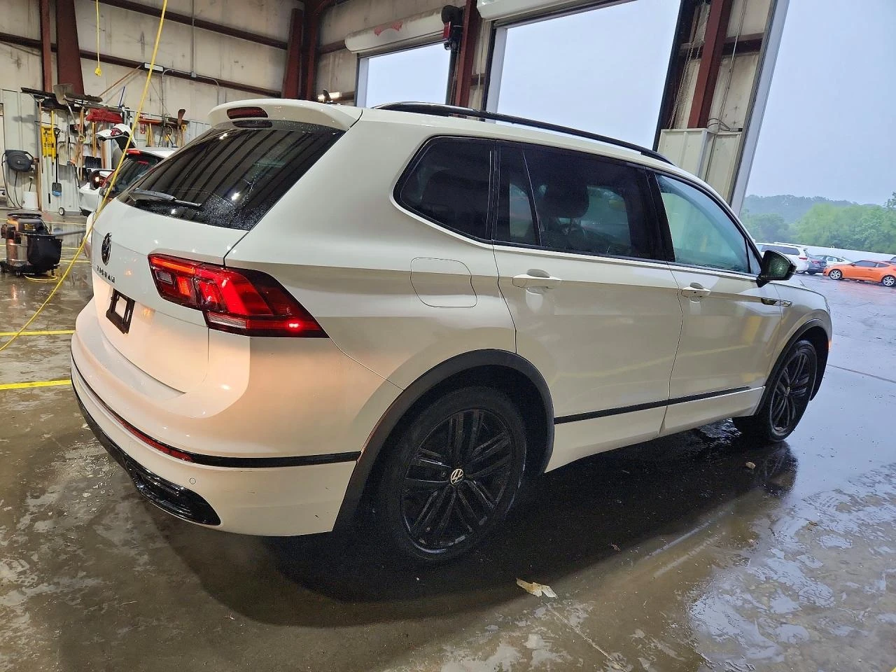 VW Tiguan 2.0l Volkswagen Se R-Line Black | Mobile.bg � ����������� 3