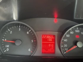 VW Crafter 223000km!!!KLIMATRONIK, снимка 11 - Бусове и автобуси - 53644765