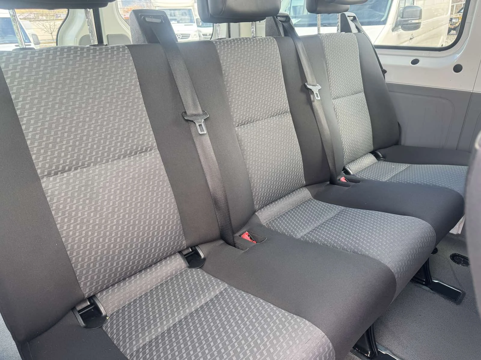 VW Crafter 223000km!!!KLIMATRONIK - изображение 9