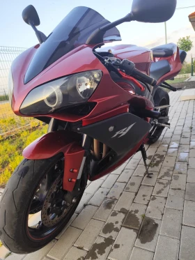 Yamaha YZF-R1, снимка 2