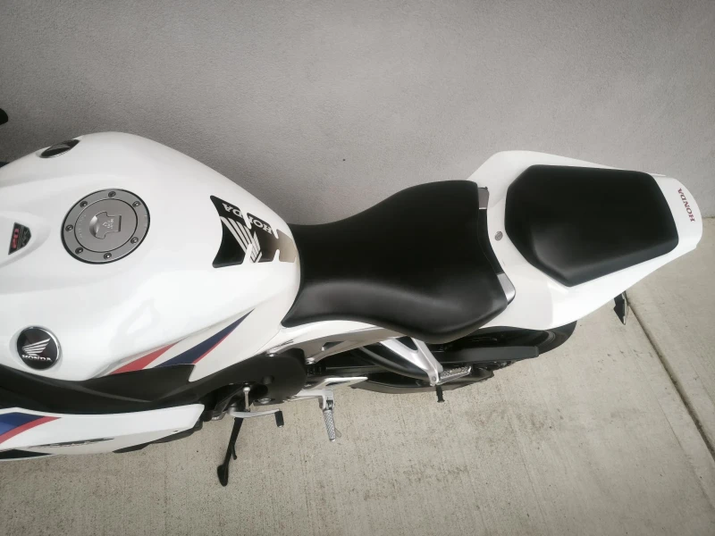 Honda Cbr 1000 RR, 2013 година , 34074 км., снимка 6 - Мотоциклети и мототехника - 48252897