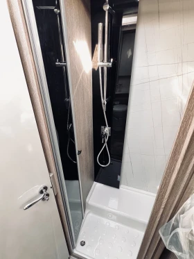 Кемпер ROLLER TEAM ZEFIRO 287TL АВТОМАТ МОД.2026., снимка 16