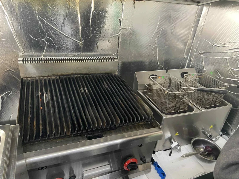 Каравана Други, снимка 3 - Каравани и кемпери - 52521738