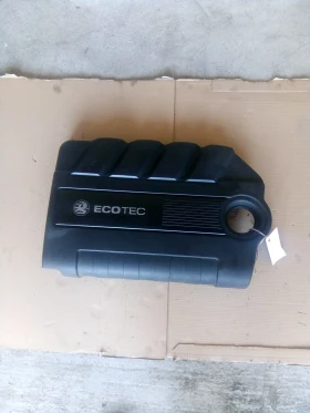 капак двигател (мотор) Опел Астра Н 1.9цдти