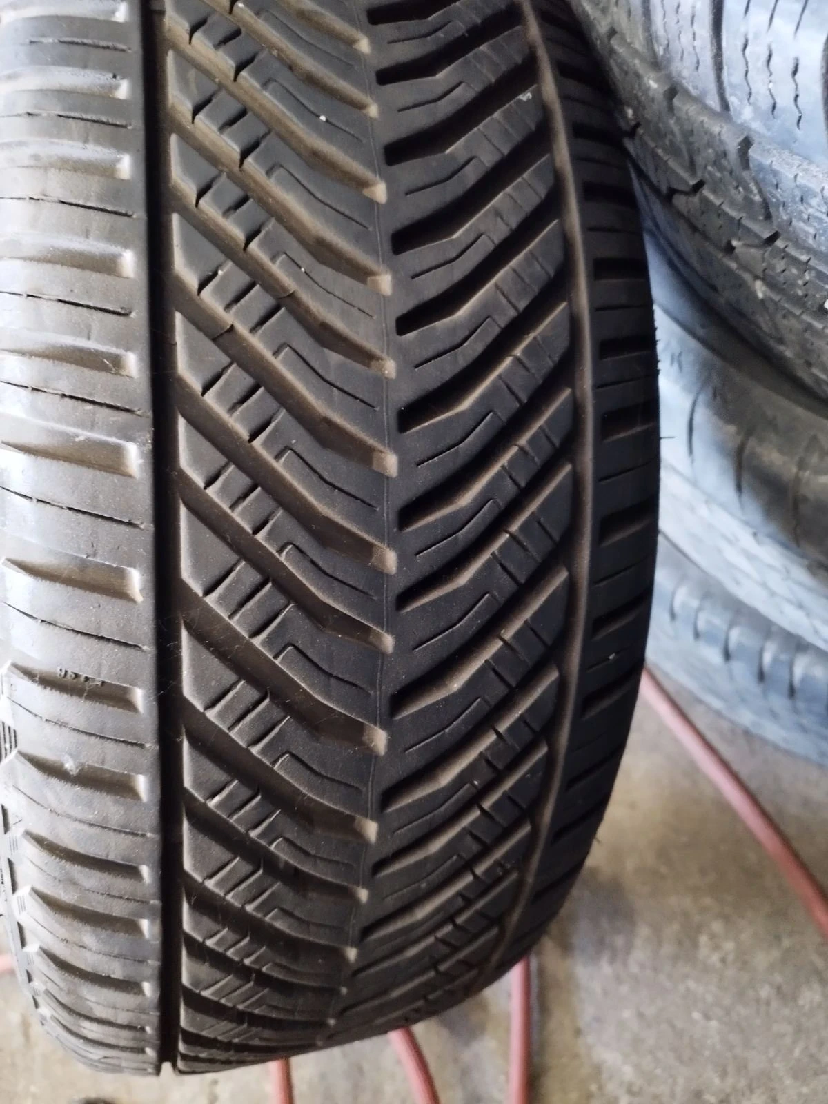 ���� 235/45R18 | Mobile.bg � ����������� 9