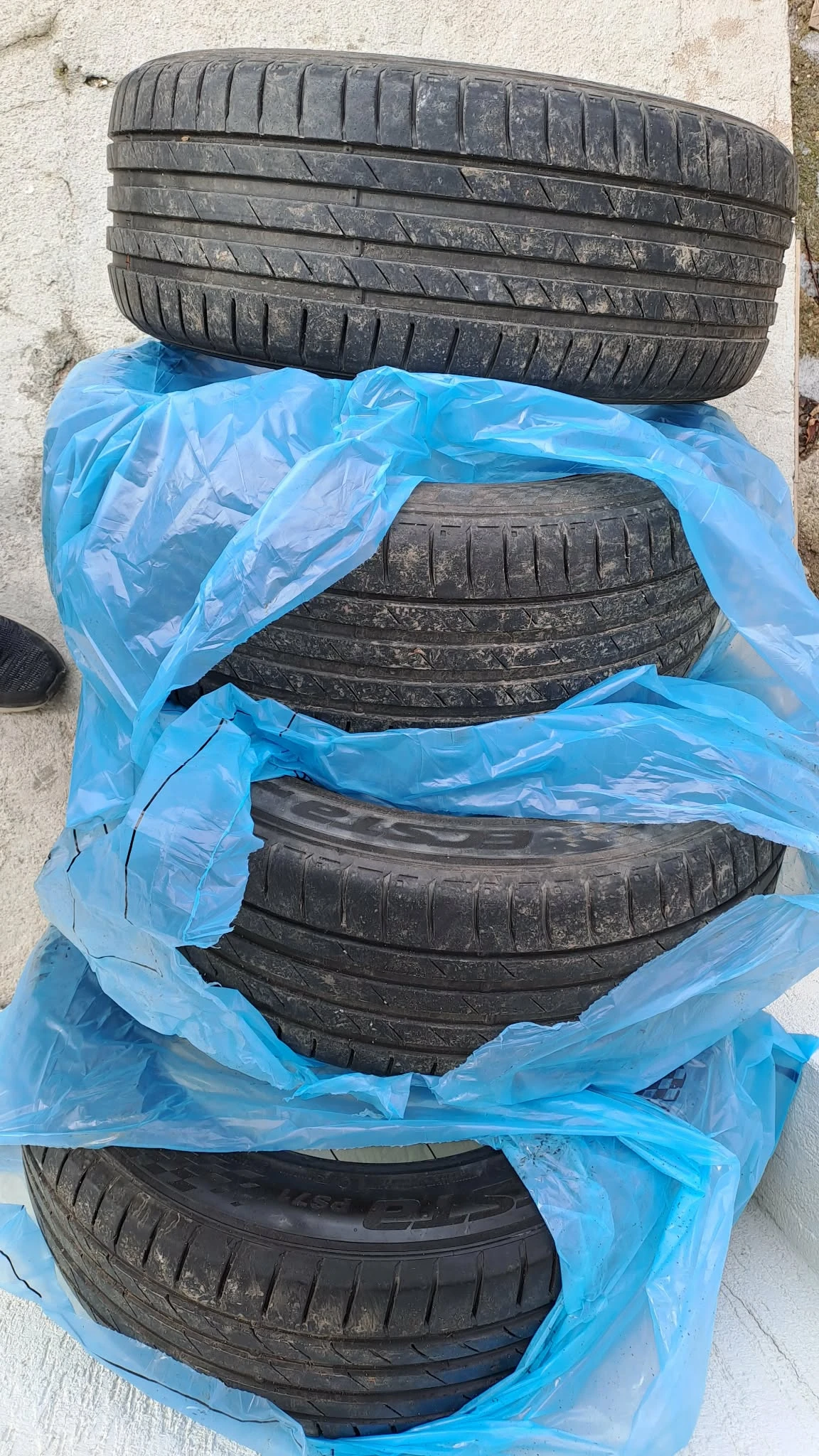 ���� 215/55R17 | Mobile.bg � ����������� 1