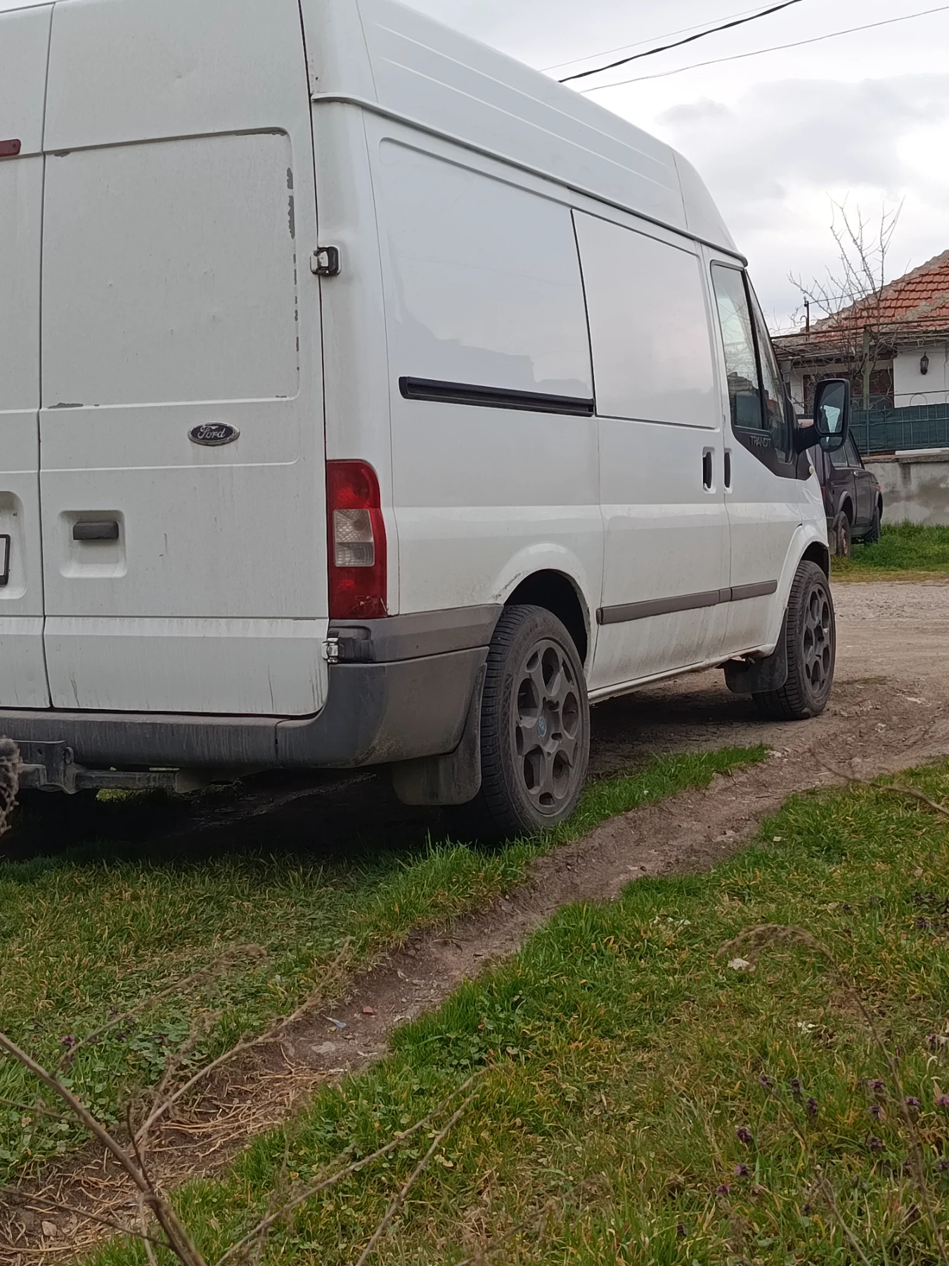 ���� � ������ 235/50R18 �� Ford Transit | Mobile.bg � ����������� 4
