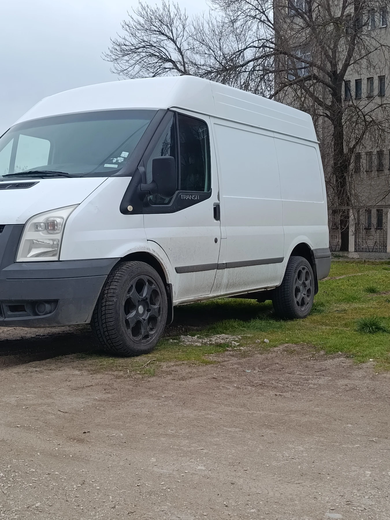 ���� � ������ 235/50R18 �� Ford Transit | Mobile.bg � ����������� 5