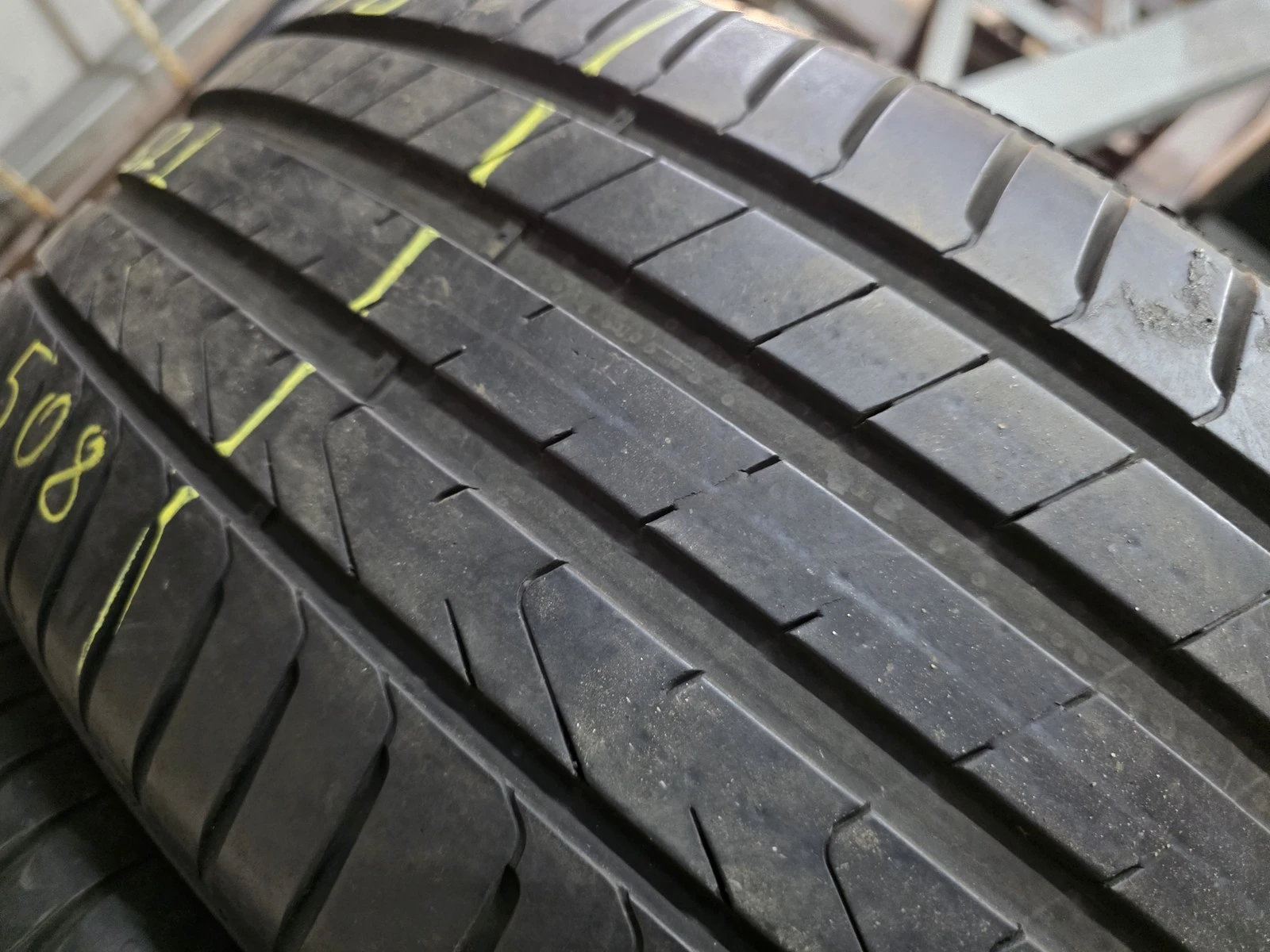 ���� 235/55R18 | Mobile.bg � ����������� 6