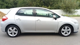 Toyota Auris 1.8 АВТОМАТИК ЛИЗИНГ, снимка 5