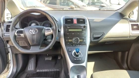 Toyota Auris 1.8 АВТОМАТИК ЛИЗИНГ, снимка 9