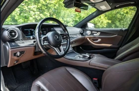 Mercedes-Benz E 300 КАФЯВА КОЖА/BURMESTER/360 CAMERA/ ADAPT. CR/PANO/, снимка 7