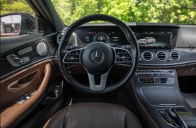 Mercedes-Benz E 300 КАФЯВА КОЖА/BURMESTER/360 CAMERA/ ADAPT. CR/PANO/, снимка 13