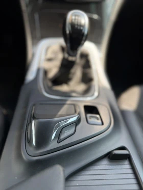 Opel Insignia Opel Insignia Sports Tourer 2.0 CDTI 140 к.с. FACE, снимка 3