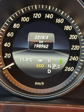 Mercedes-Benz E 400 Elegance 4 matic, снимка 10