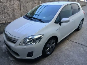 Toyota Auris 93000km. - 8000 € / 15646.64 лв. - 14597920 2