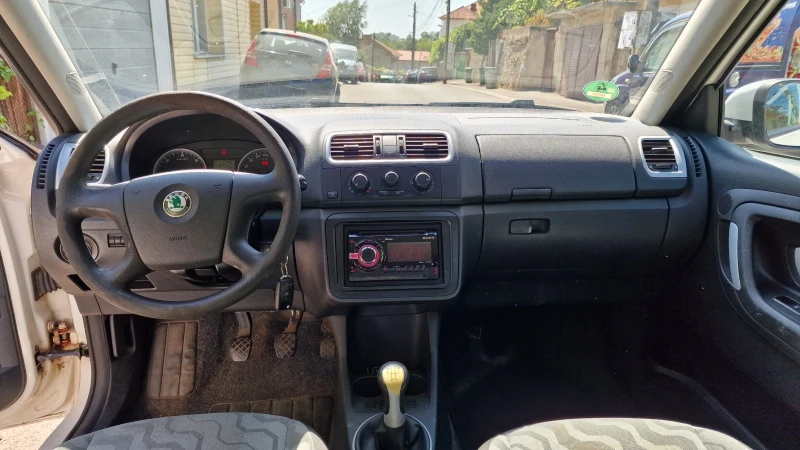 Skoda Fabia, снимка 7 - Автомобили и джипове - 47226455