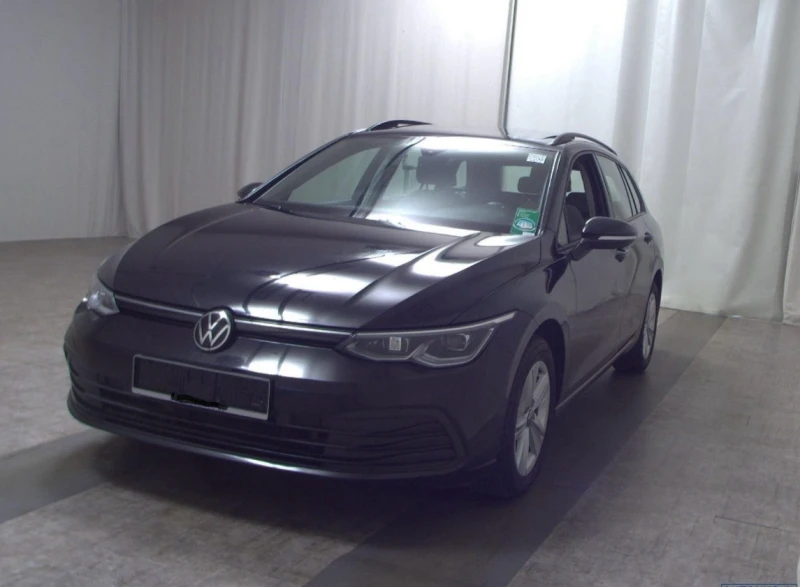 VW Golf 2.0TDI Life Комби Панорама ЛИЗИНГ, снимка 1 - Автомобили и джипове - 47357364