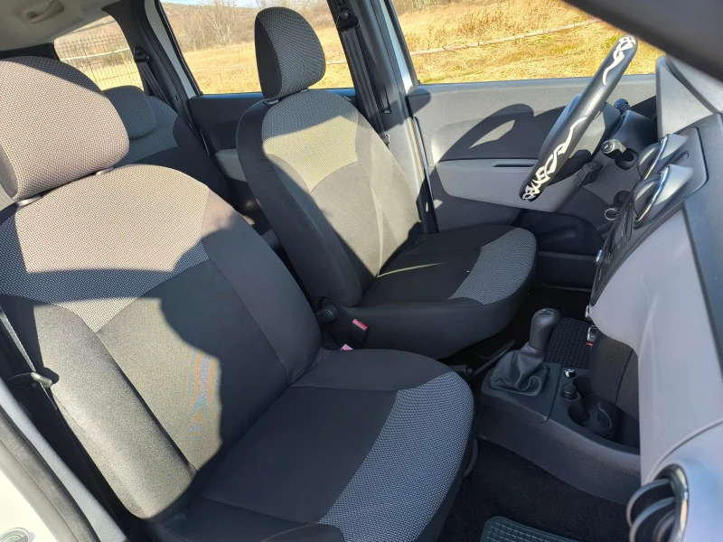 Dacia Lodgy 1.6   ГАЗ, снимка 11 - Автомобили и джипове - 48131802