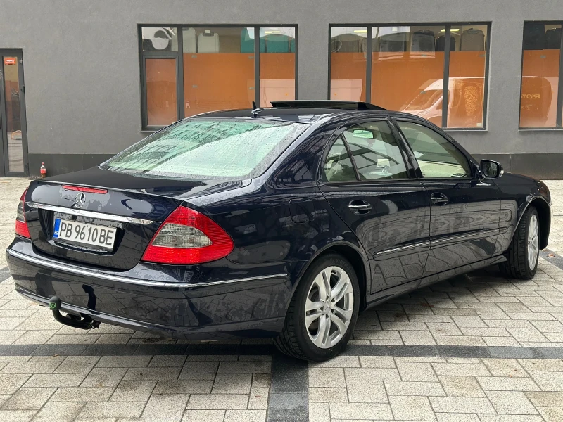 Mercedes-Benz E 350 Bluetec 4Matik, снимка 5 - Автомобили и джипове - 48472505