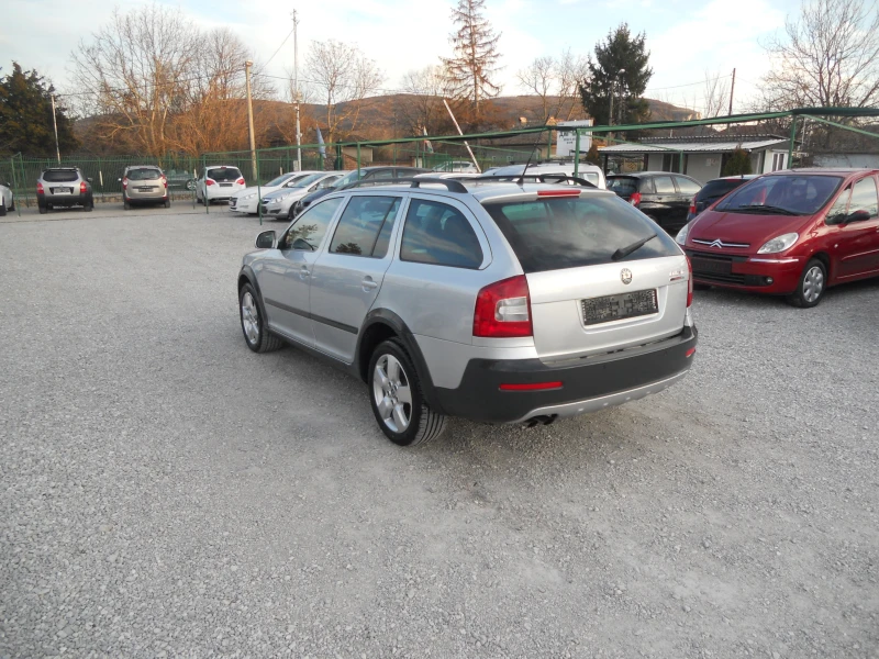 Skoda Octavia 2, 0TDI4X4 ТОП ScoltЛИЗИНГ!!!!!, снимка 3 - Автомобили и джипове - 49414620