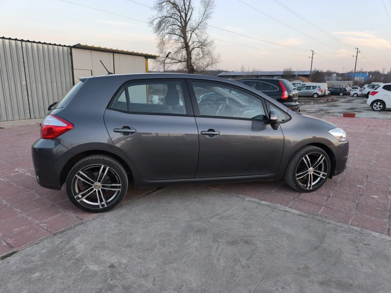 Toyota Auris 1.6-FACELIFT-EURO5-6-скорости-ТОП-SWISS, снимка 6 - Автомобили и джипове - 49415759