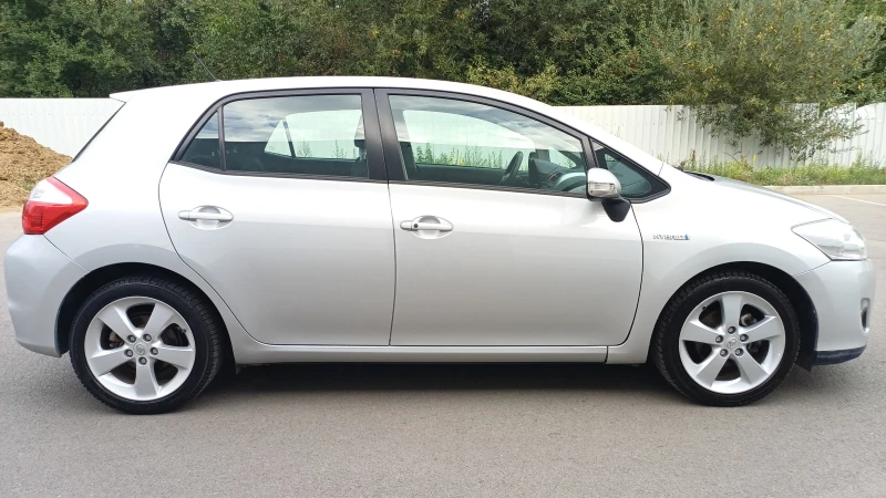 Toyota Auris Aвтоматик Лизинг