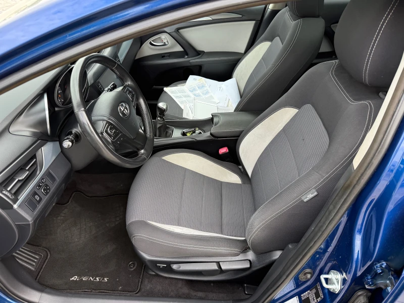 Toyota Avensis 1.6 d4d 112 кс Собствен лизинг !!!, снимка 12 - Автомобили и джипове - 52005956