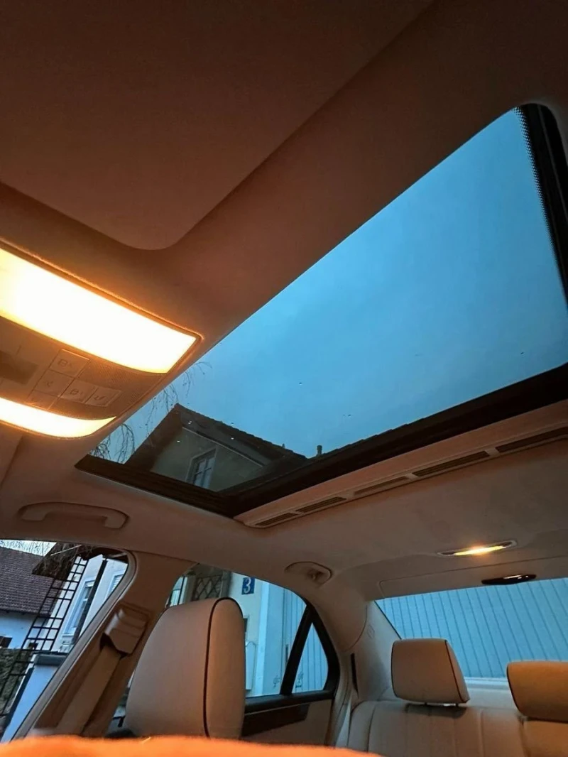 Mercedes-Benz E 400 Elegance 4 matic, снимка 9 - Автомобили и джипове - 52923395