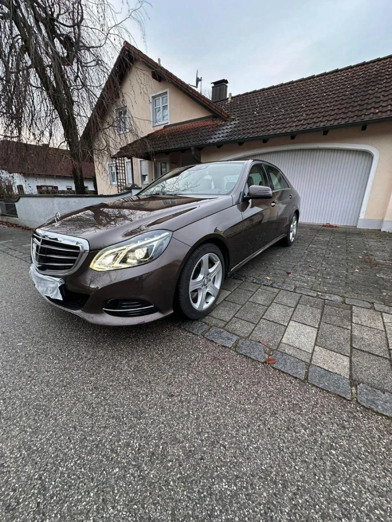 Mercedes-Benz E 400 Elegance 4 matic, снимка 3 - Автомобили и джипове - 52923395