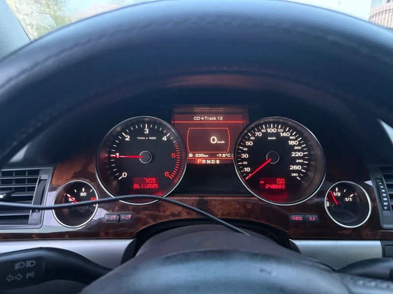 Audi A8 D3, снимка 4 - Автомобили и джипове - 53078270