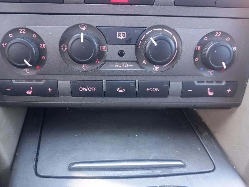 Audi A6, снимка 6 - Автомобили и джипове - 53478588