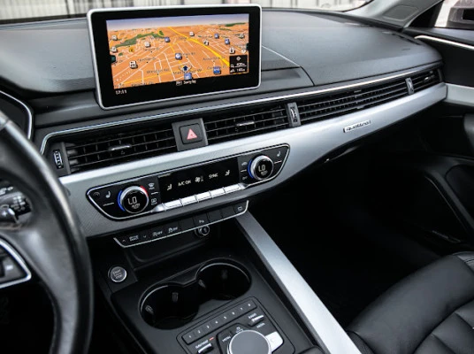 Audi A4 2.0 TFSI / Technik / S-Line / 360 | Mobile.bg   12