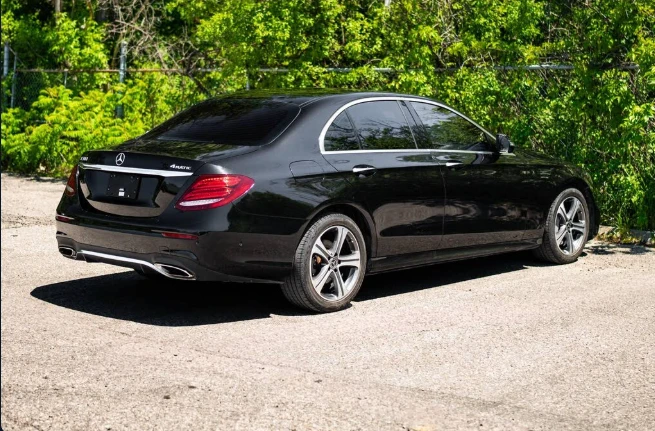 Mercedes-Benz E 300 КАФЯВА КОЖА/BURMESTER/360 CAMERA/ ADAPT. CR/PANO/, снимка 5 - Автомобили и джипове - 55630453