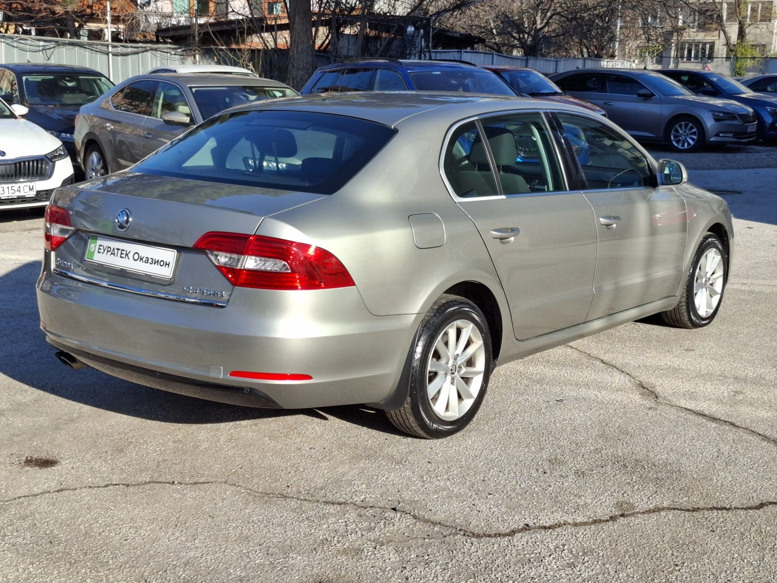 Skoda Superb 2.0TDI/4x4 - изображение 5