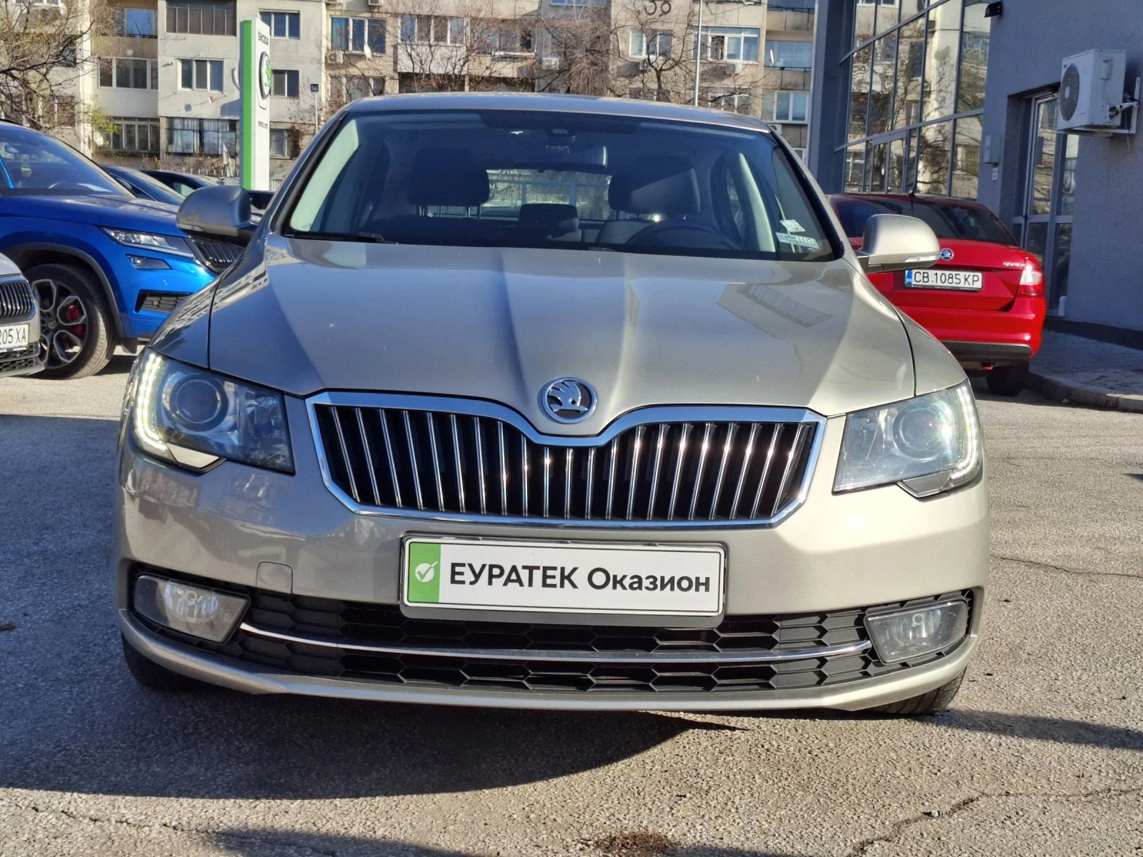 Skoda Superb 2.0TDI/4x4 - изображение 2