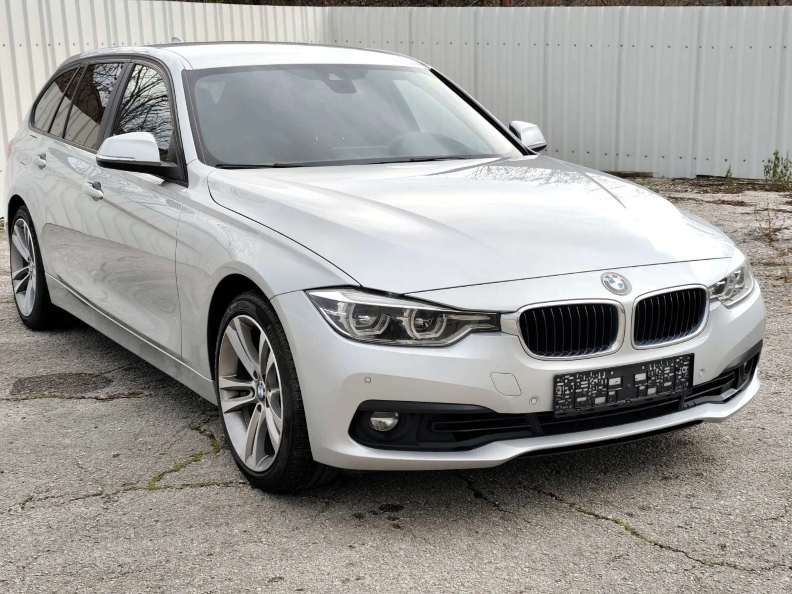 BMW 330 330xd - изображение 2