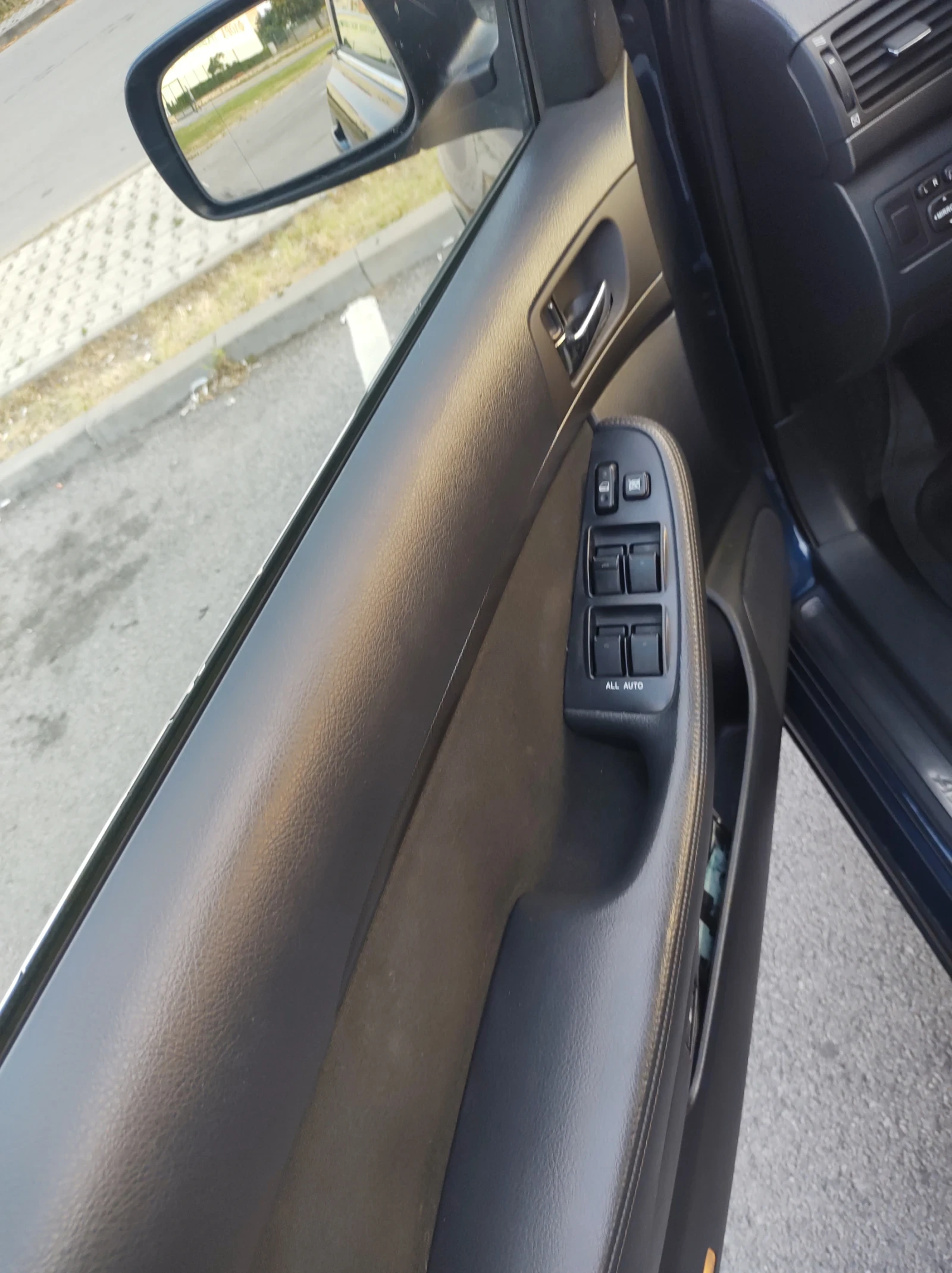 Toyota Avensis T25 | Mobile.bg — изображение 11