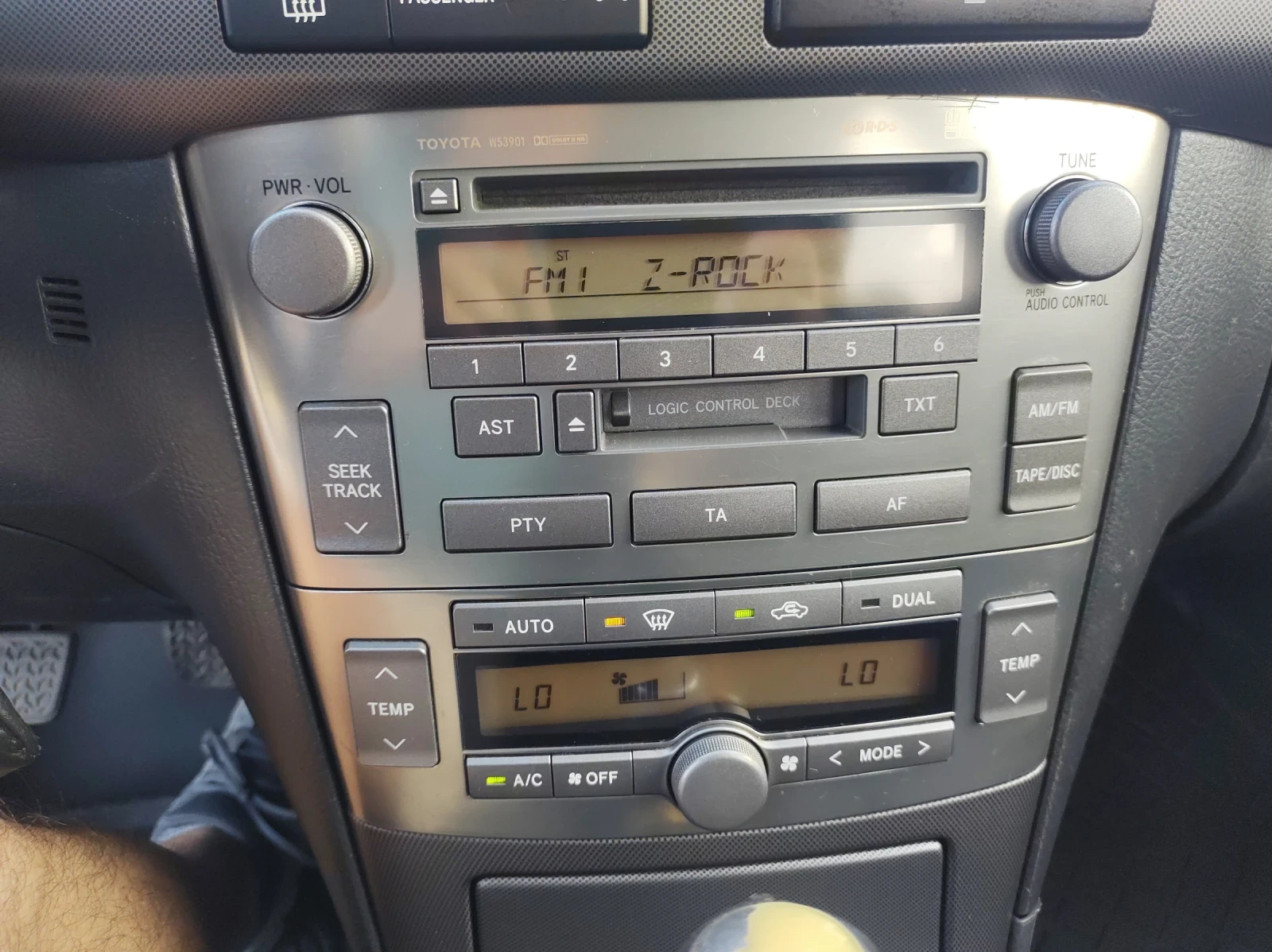 Toyota Avensis T25 | Mobile.bg — изображение 15