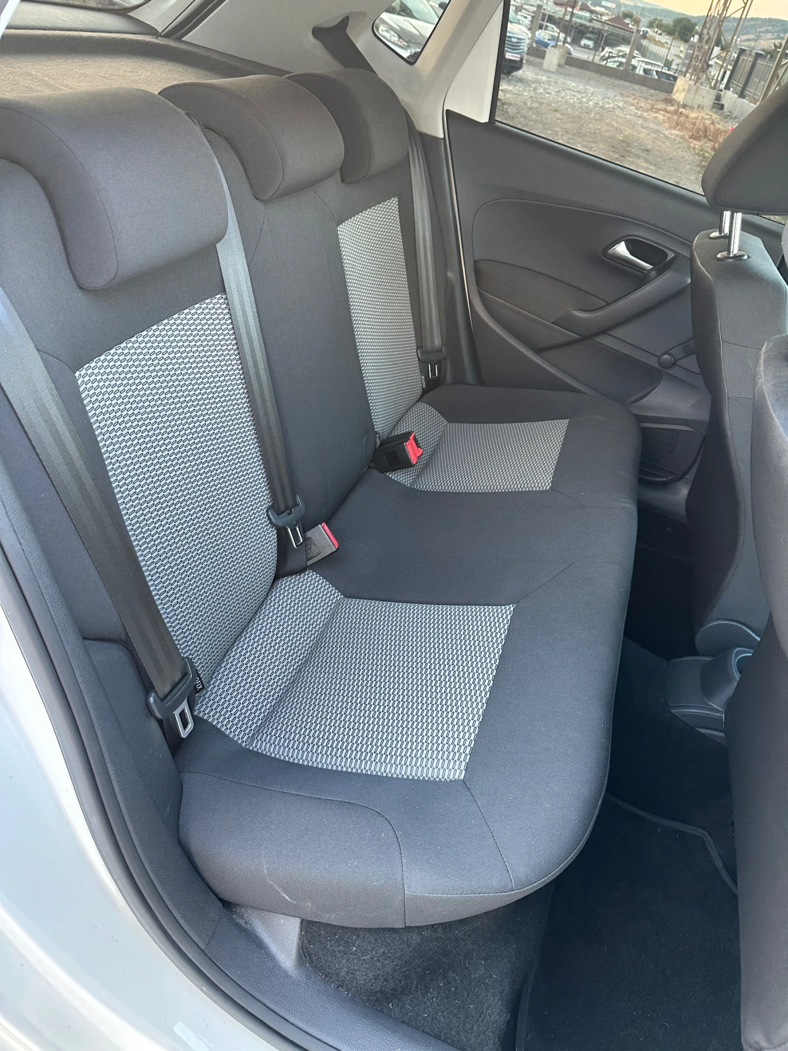 VW Polo 1.2TDI Euro5B, снимка 10 - Автомобили и джипове - 51220984