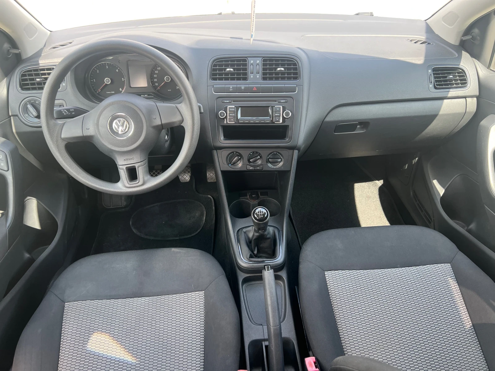 VW Polo 1.2TDI Euro5B - изображение 10