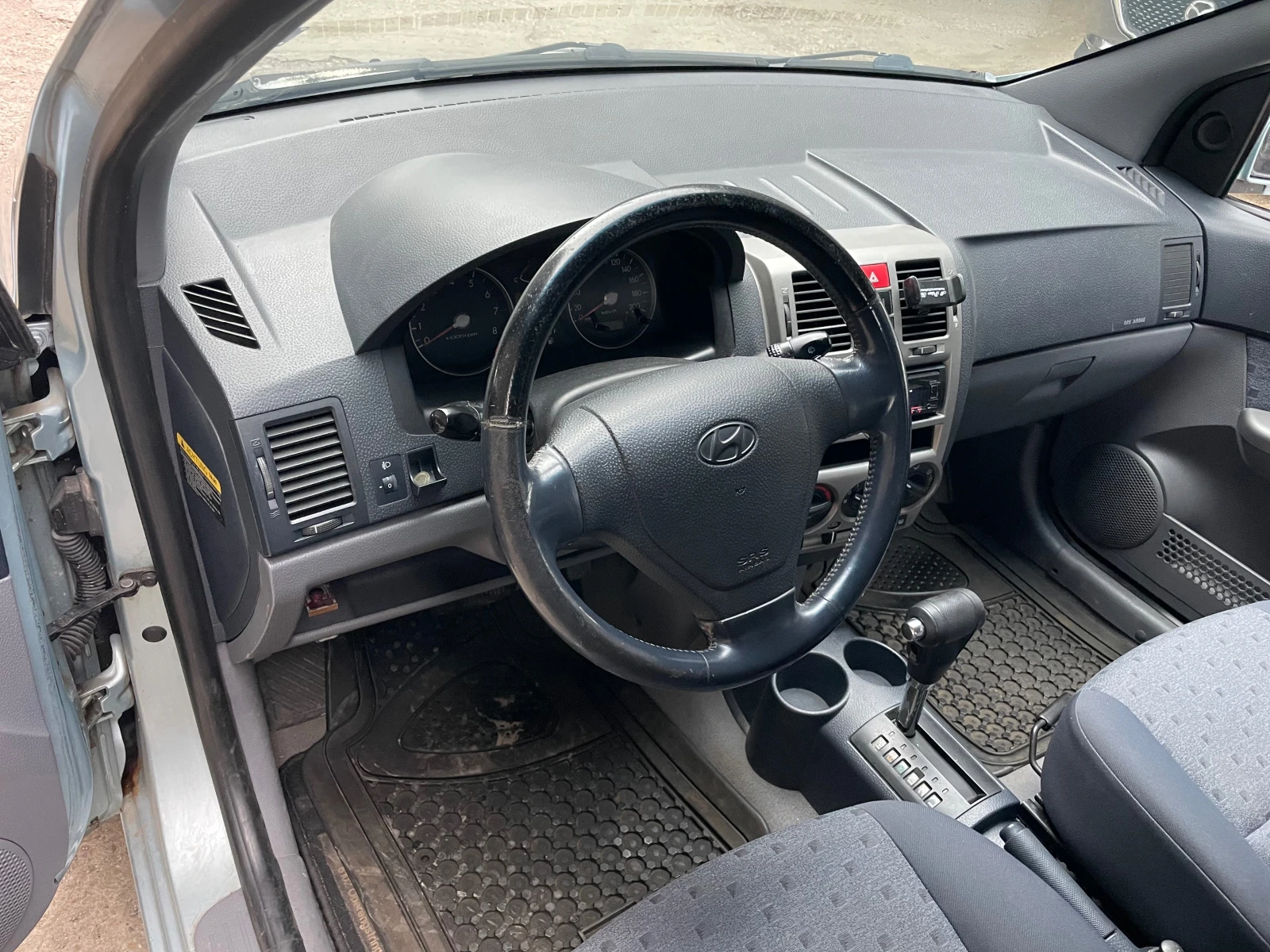 Hyundai Getz 1.4I-AUTOMATIC - изображение 9