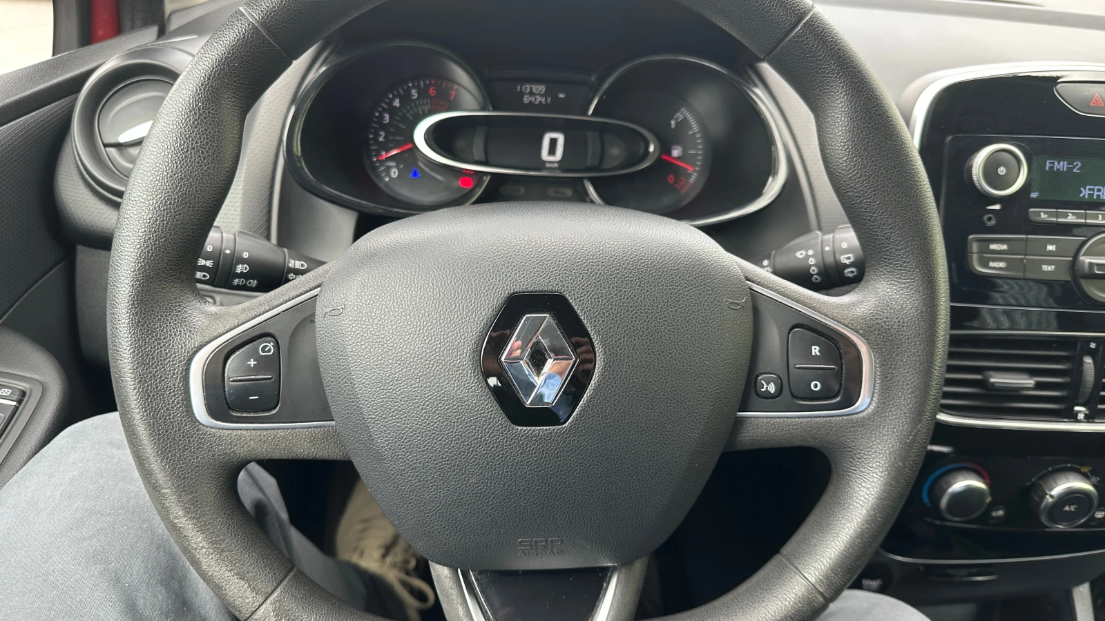 Renault Clio 1.2 i Първи собственик от България | Mobile.bg — изображение 15