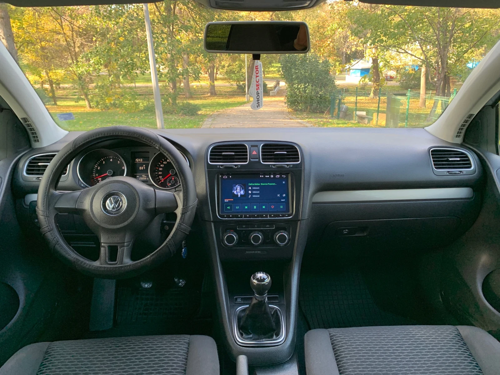 VW Golf 1.4i  | Mobile.bg   9