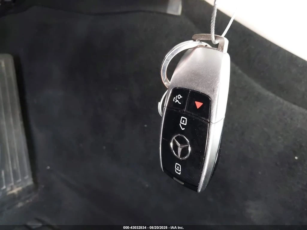 Mercedes-Benz E 300 * CARFAX *    *  | Mobile.bg   11