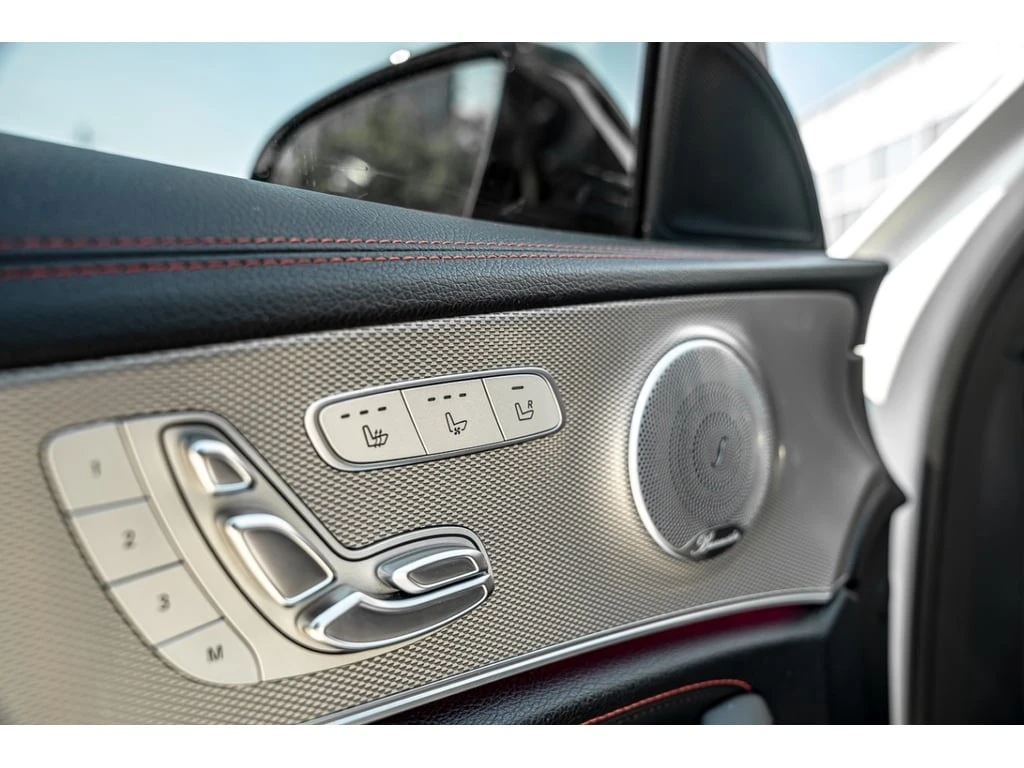 Mercedes-Benz E 43 AMG * 4MATIC * CARFAX * ЦЕНА ДО БГ - изображение 7