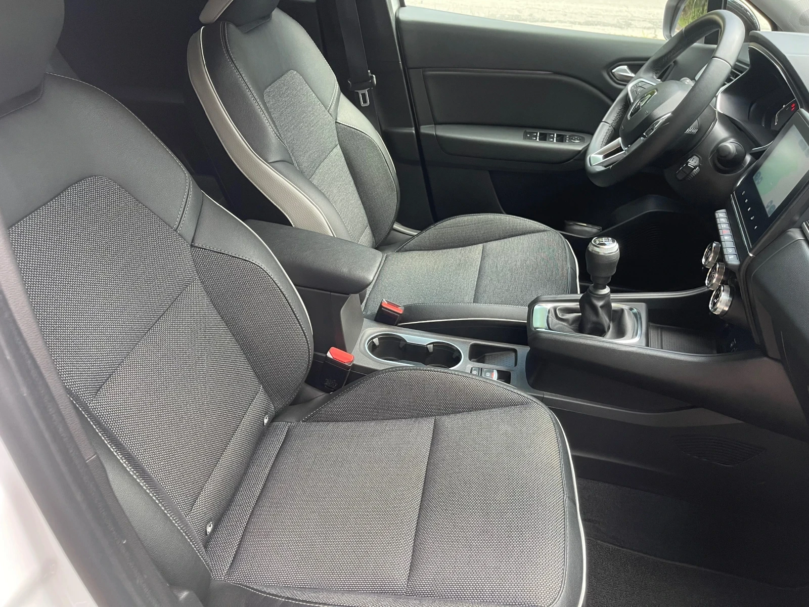 Renault Captur 1.0TCe/100�.�. ������/��� | Mobile.bg � ����������� 14