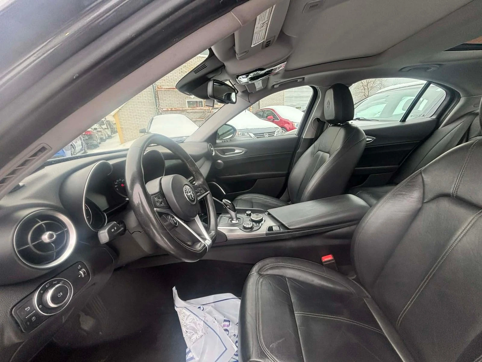 Alfa Romeo Giulia TI С РЕГИСТРАЦИЯ & АВТО КРЕДИТ - изображение 7